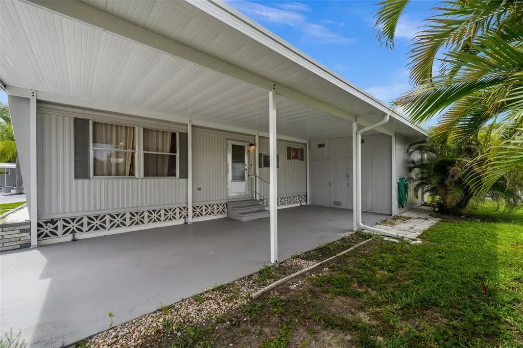 3318 Shingle Oak Terrace Sarasota FL 34237