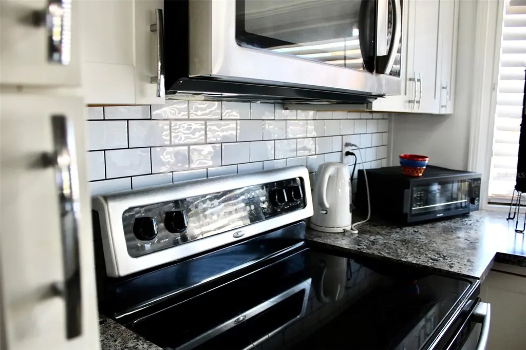 743 E Palm Valley Oviedo FL 32765