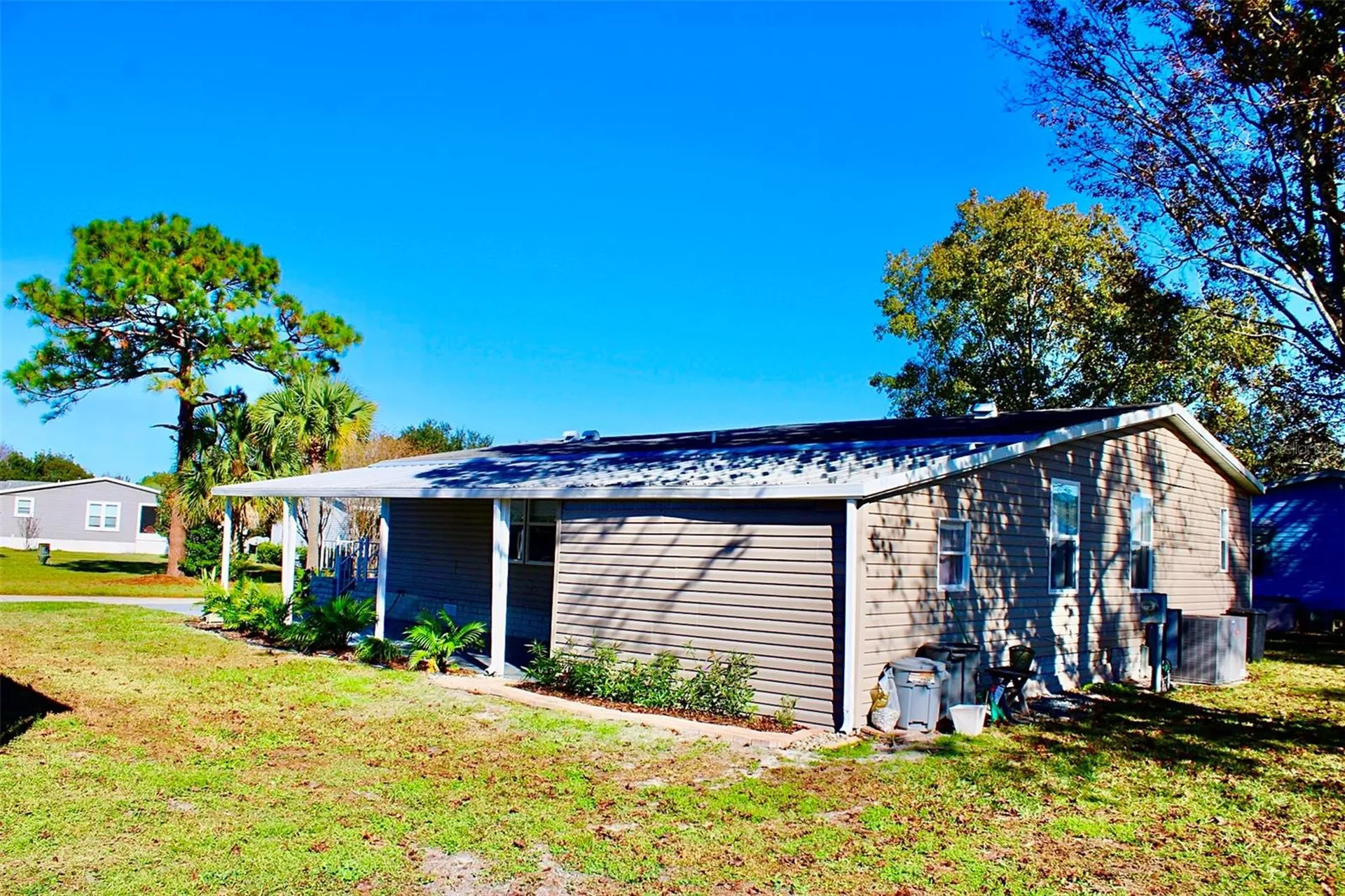 743 E Palm Valley Oviedo FL 32765
