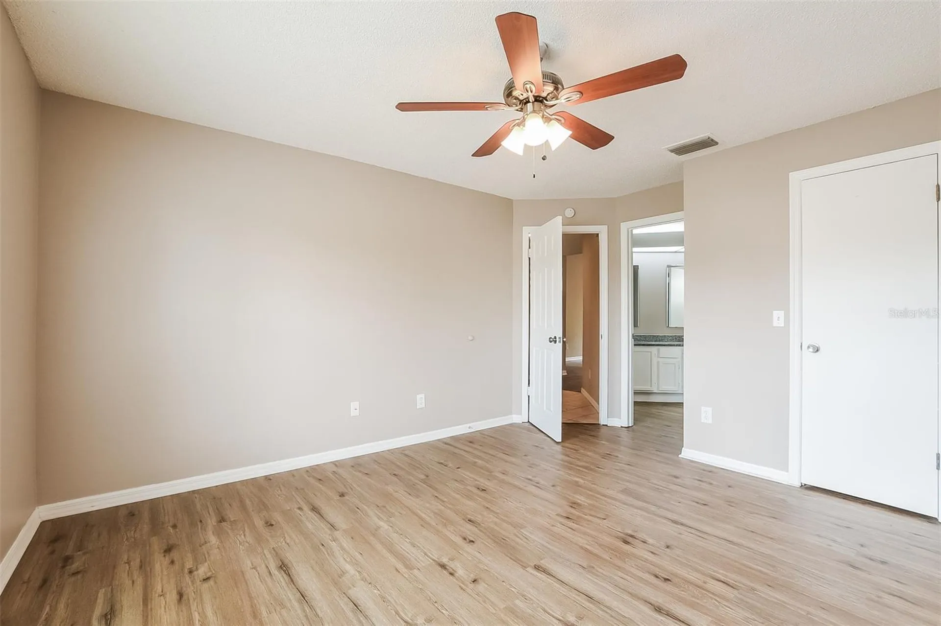 337 Mantis Loop Apopka FL 32703