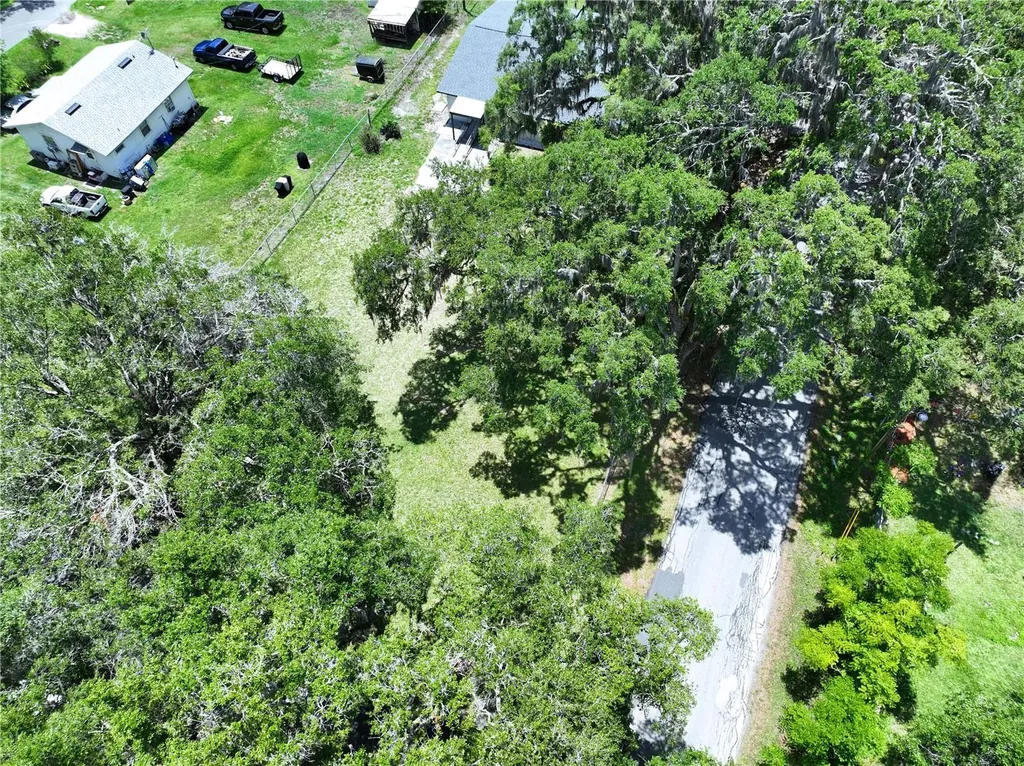 524 East Avenue Brooksville FL 34601