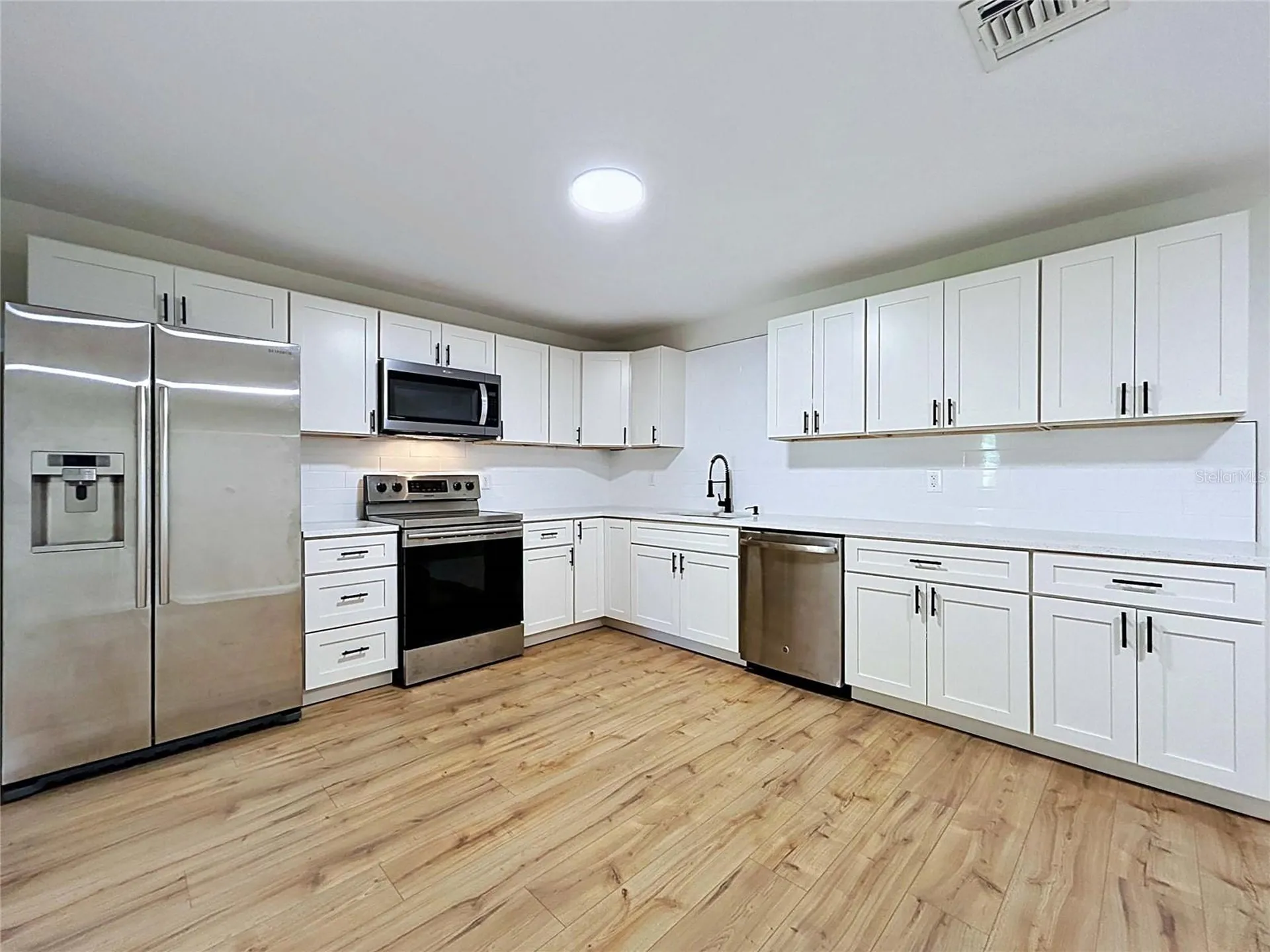 524 East Avenue Brooksville FL 34601