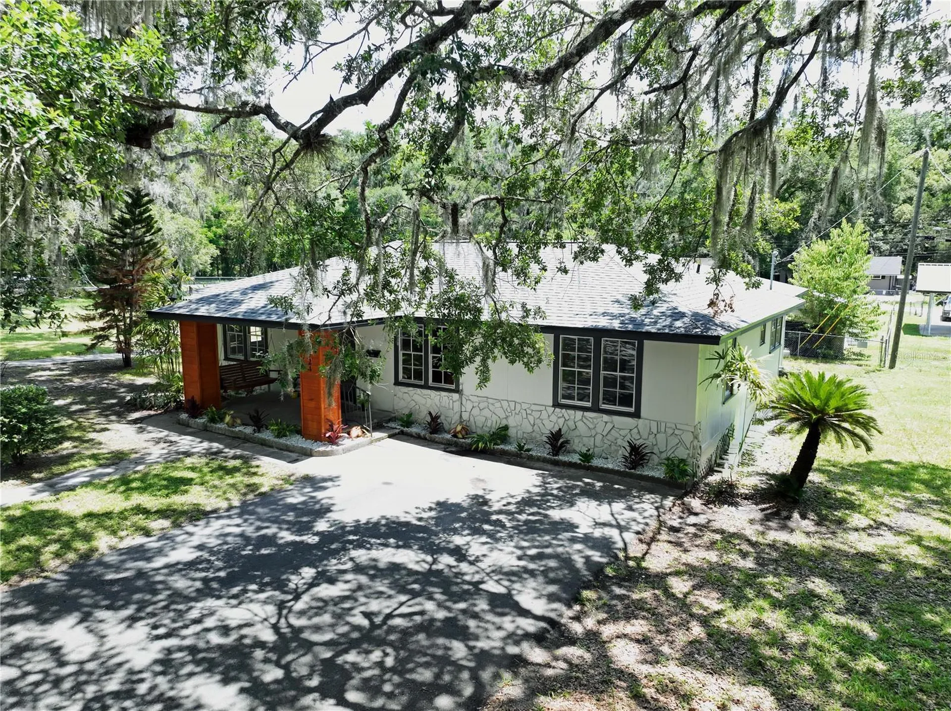 524 East Avenue Brooksville FL 34601