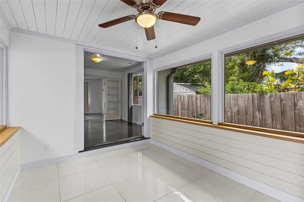 2450 49th Street S St Petersburg FL 33711