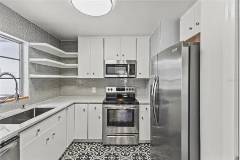 2450 49th Street S St Petersburg FL 33711