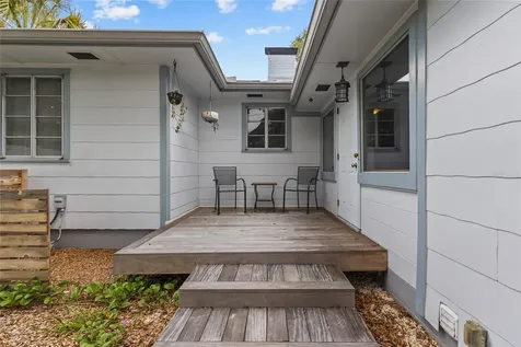 2450 49th Street S St Petersburg FL 33711