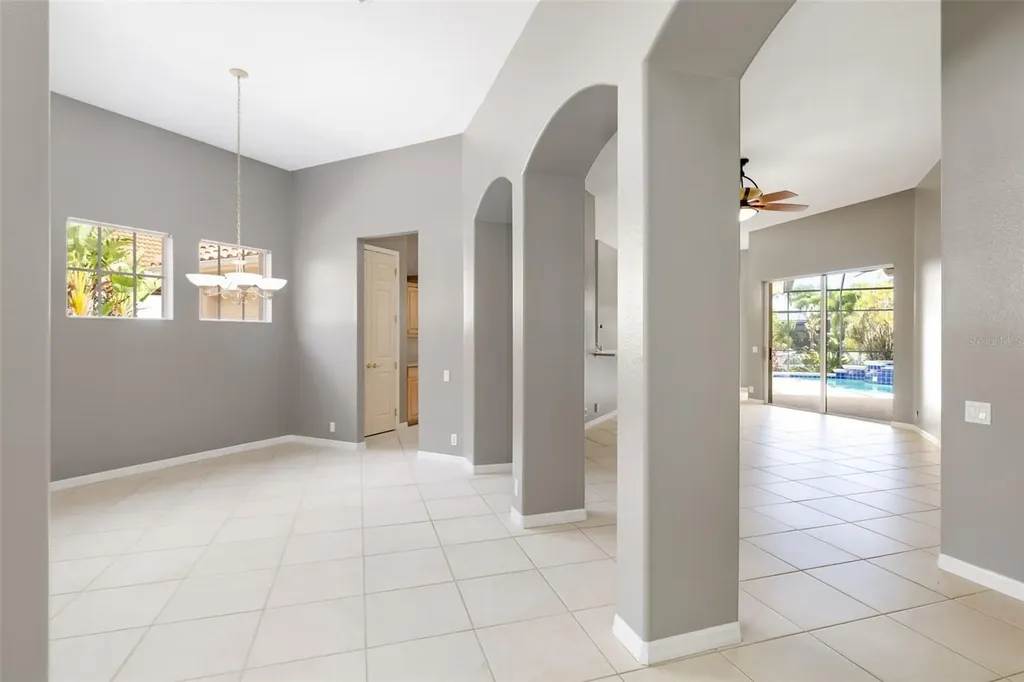 4770 Mainsail Drive Bradenton FL 34208