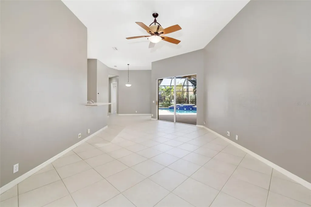4770 Mainsail Drive Bradenton FL 34208
