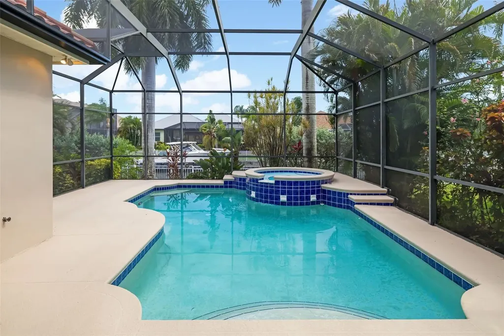 4770 Mainsail Drive Bradenton FL 34208