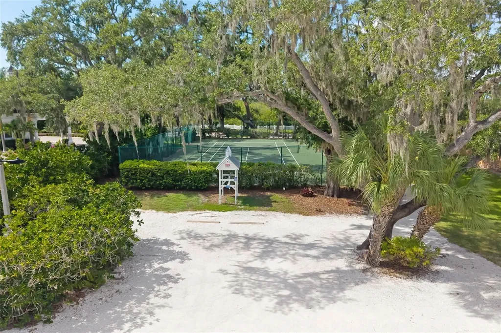 4770 Mainsail Drive Bradenton FL 34208