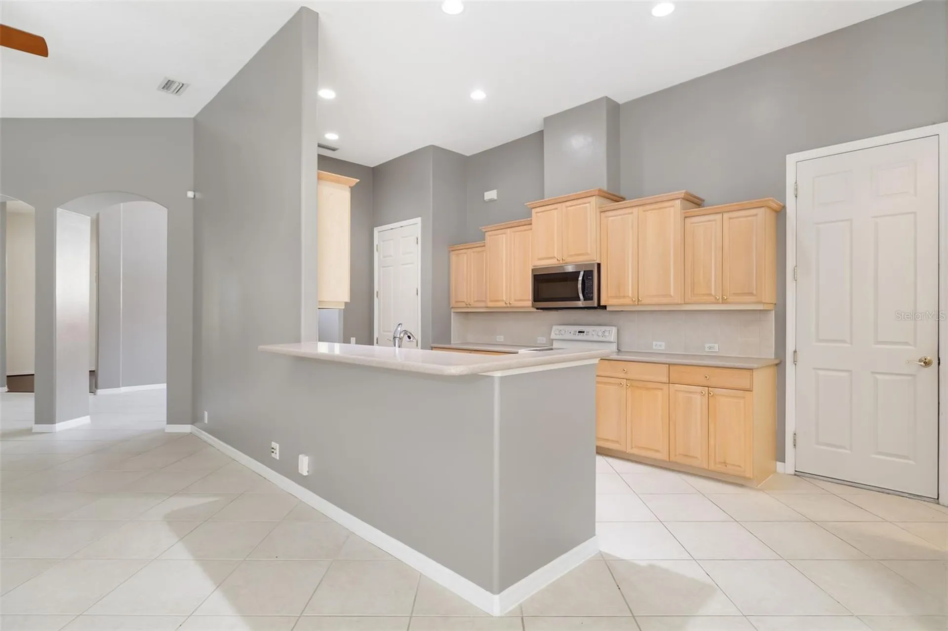 4770 Mainsail Drive Bradenton FL 34208