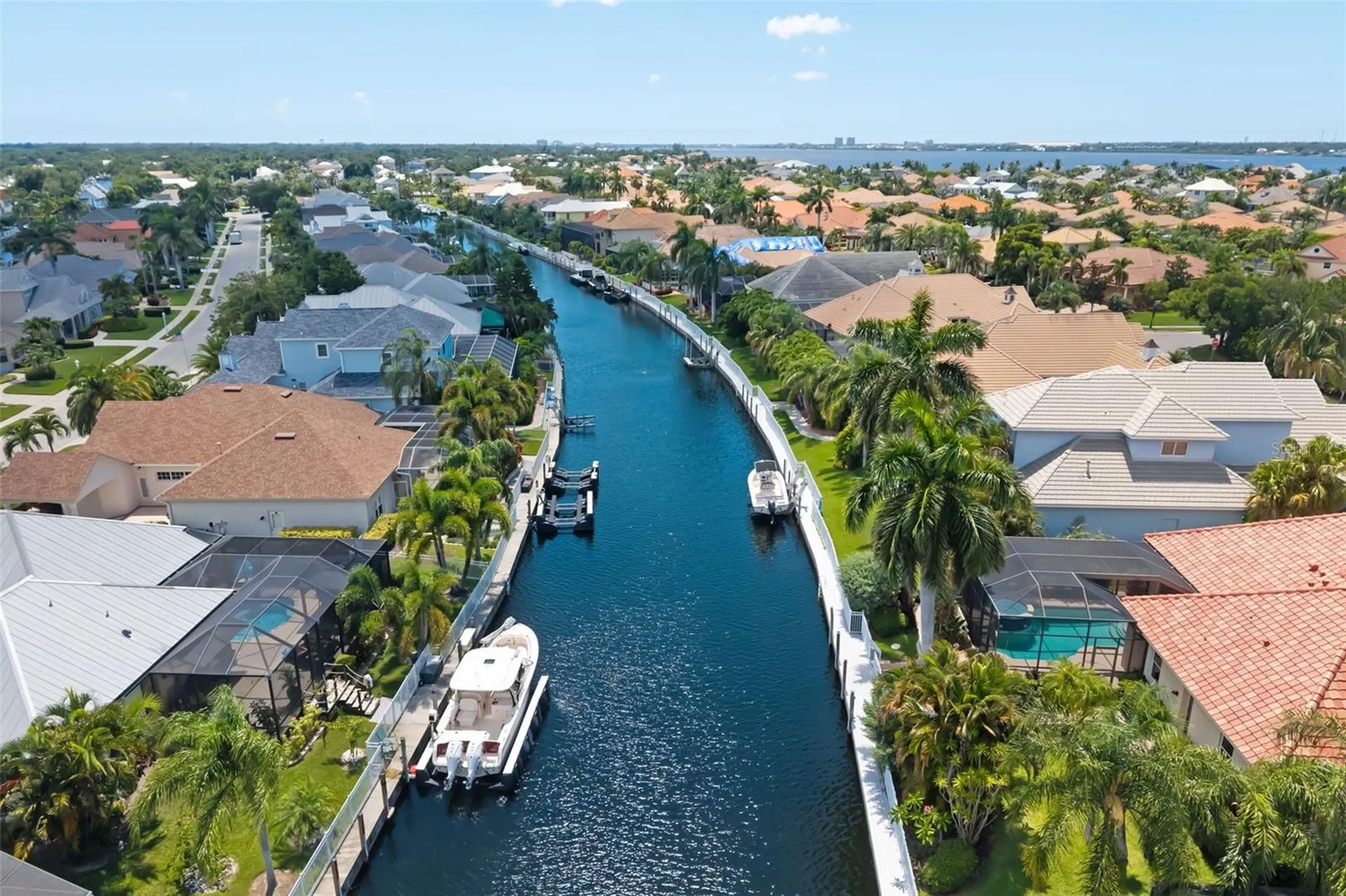4770 Mainsail Drive Bradenton FL 34208
