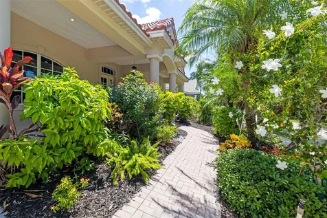 4770 Mainsail Drive Bradenton FL 34208