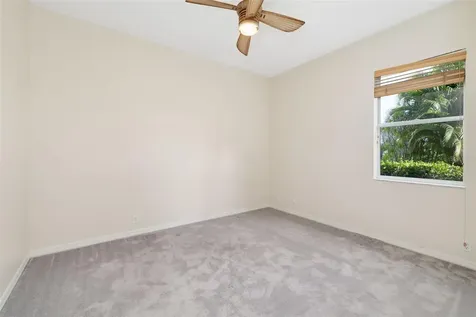 4770 Mainsail Drive Bradenton FL 34208
