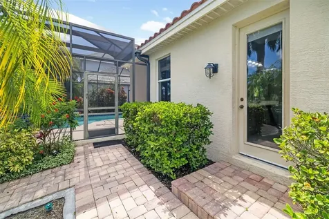 4770 Mainsail Drive Bradenton FL 34208