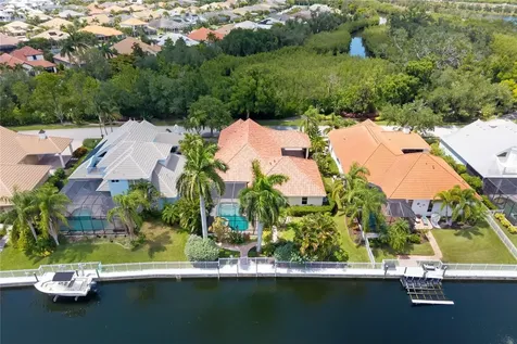 4770 Mainsail Drive Bradenton FL 34208