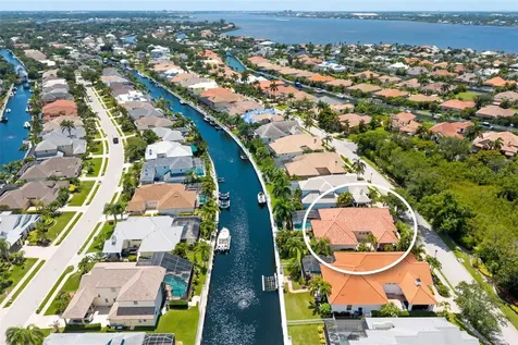 4770 Mainsail Drive Bradenton FL 34208