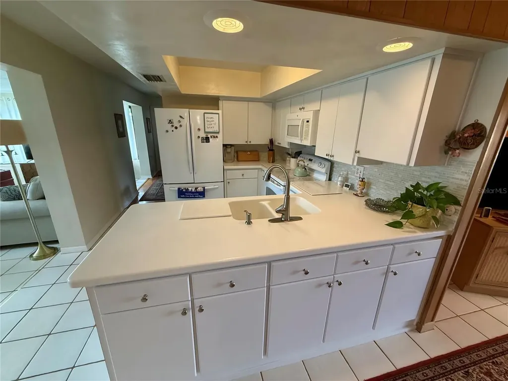 1853 Paradise Lane Clearwater FL 33756