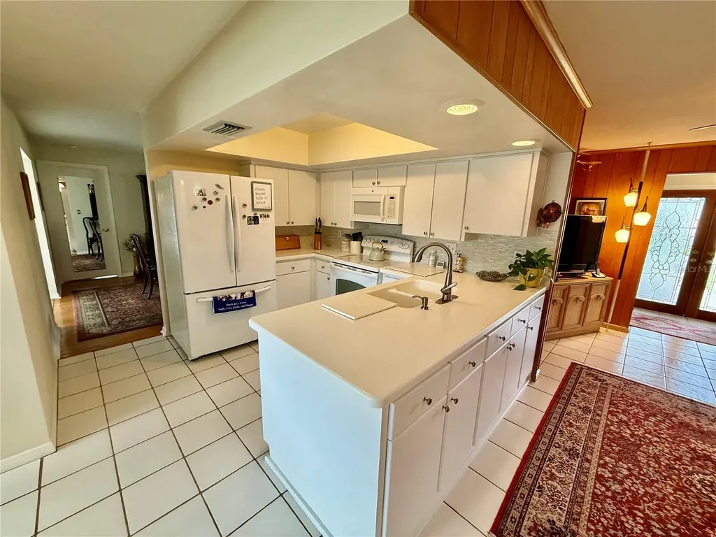1853 Paradise Lane Clearwater FL 33756
