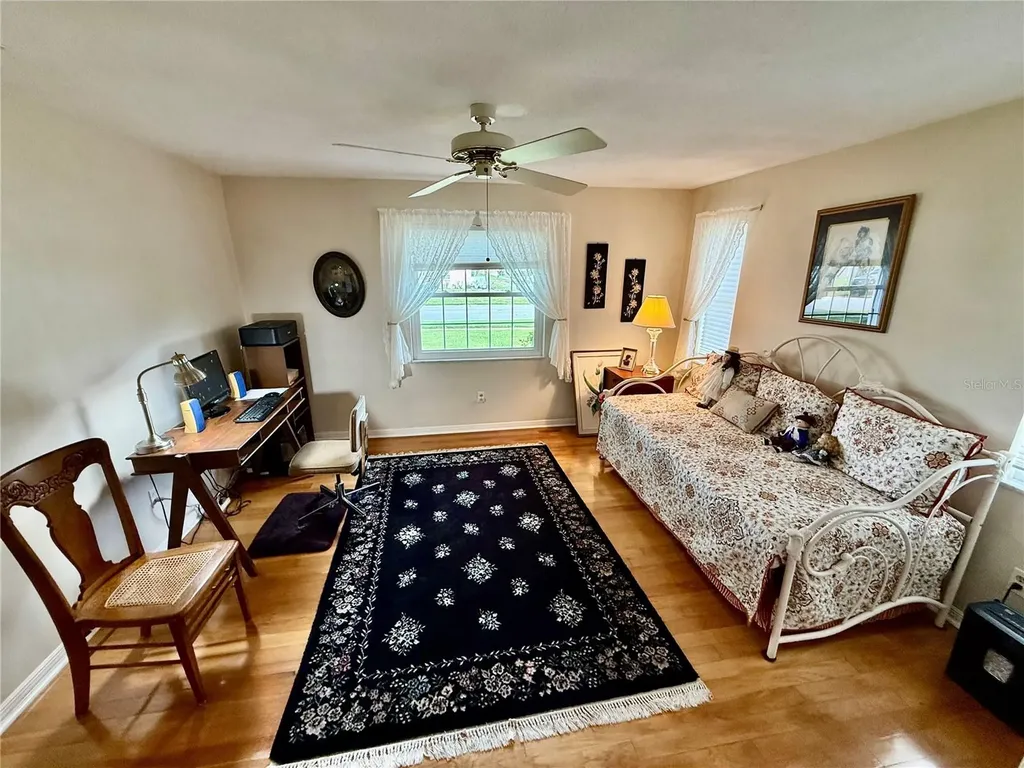 1853 Paradise Lane Clearwater FL 33756