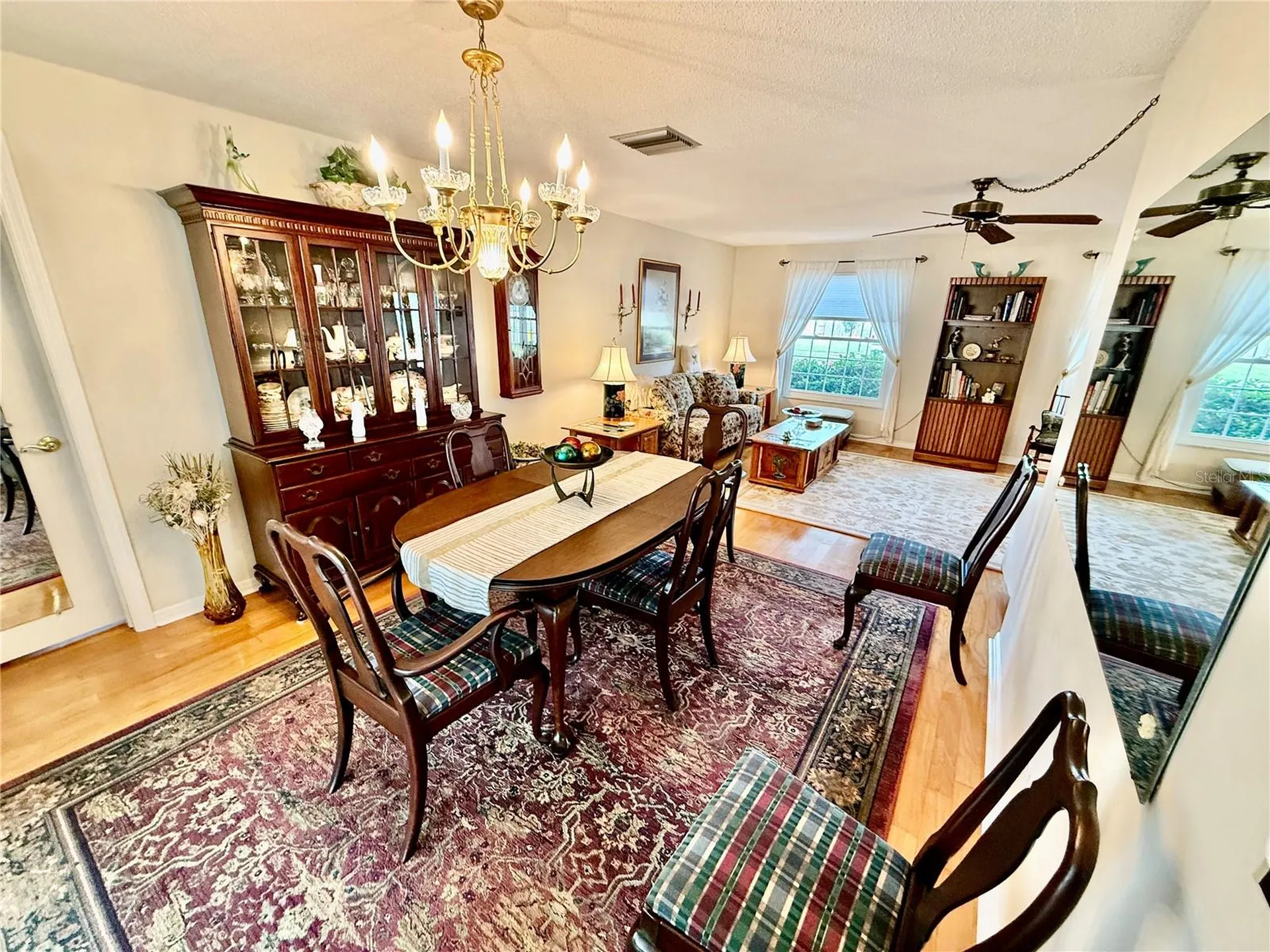 1853 Paradise Lane Clearwater FL 33756