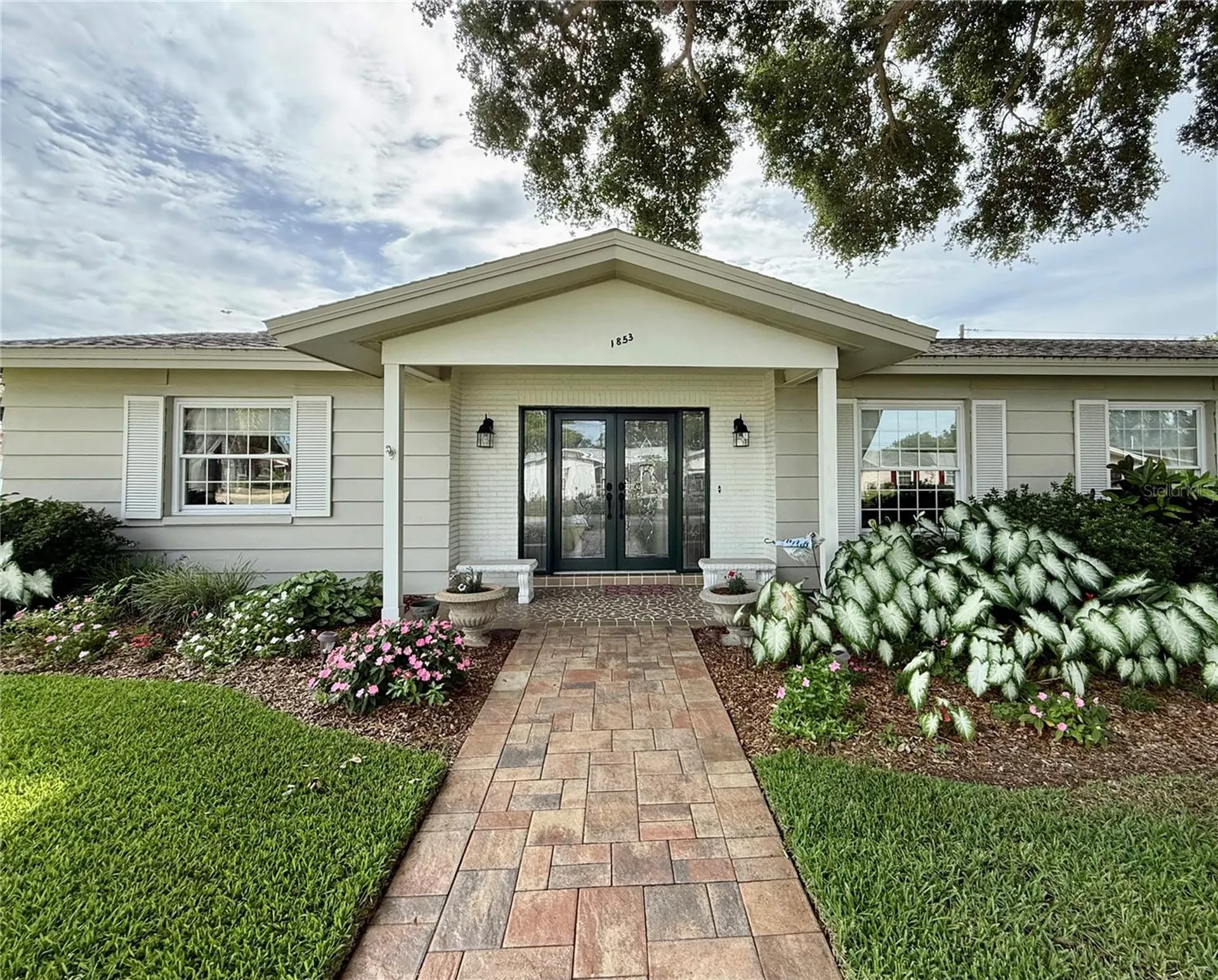 1853 Paradise Lane Clearwater FL 33756