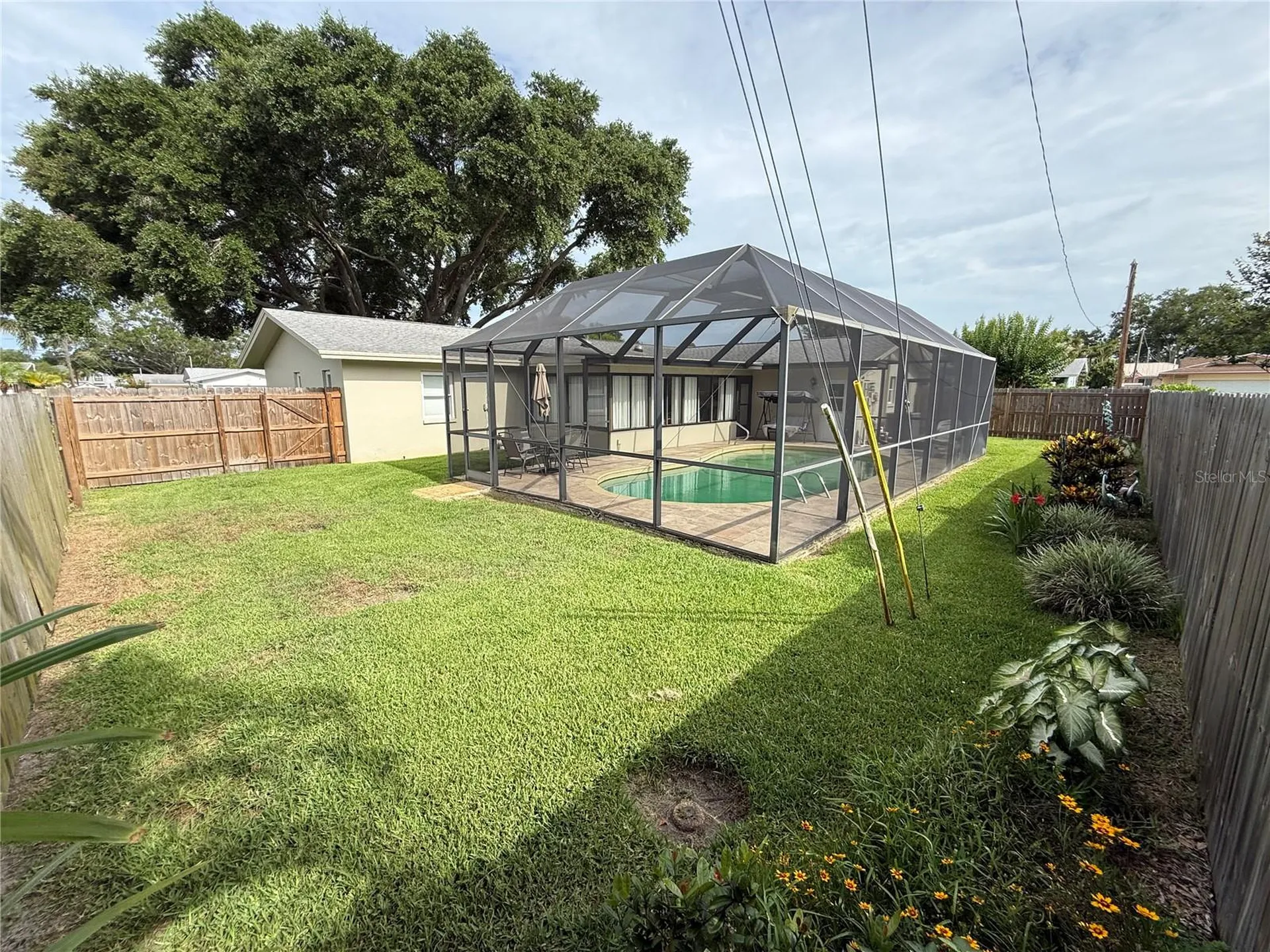 1853 Paradise Lane Clearwater FL 33756
