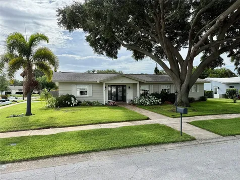 1853 Paradise Lane Clearwater FL 33756