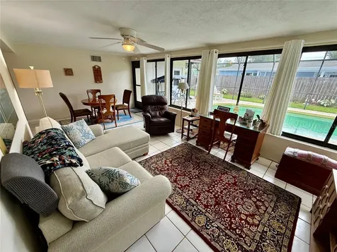 1853 Paradise Lane Clearwater FL 33756