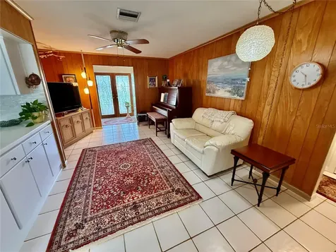 1853 Paradise Lane Clearwater FL 33756