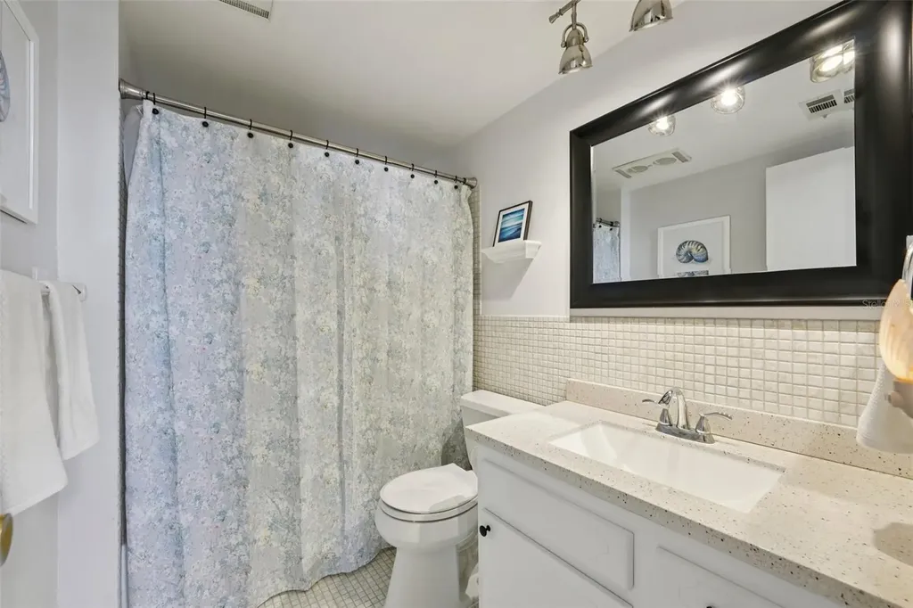 1847 Shore Drive S South Pasadena FL 33707