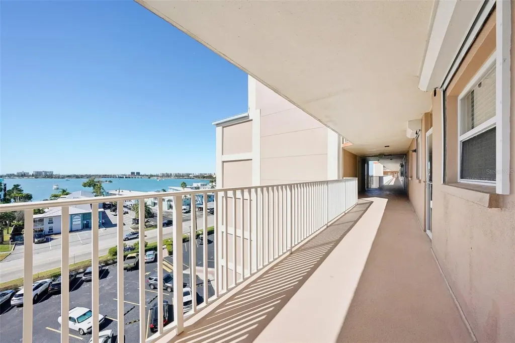 1847 Shore Drive S South Pasadena FL 33707