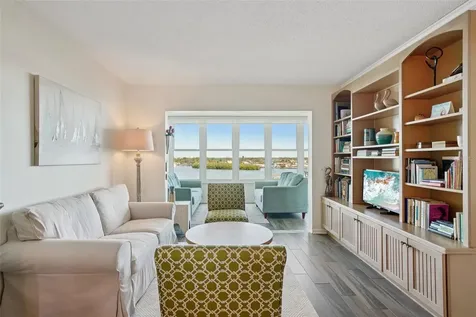1847 Shore Drive S South Pasadena FL 33707