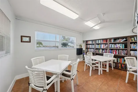 1847 Shore Drive S South Pasadena FL 33707