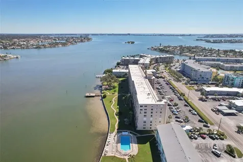 1847 Shore Drive S South Pasadena FL 33707