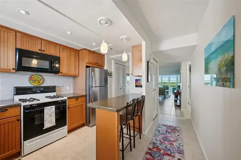 1847 Shore Drive S South Pasadena FL 33707