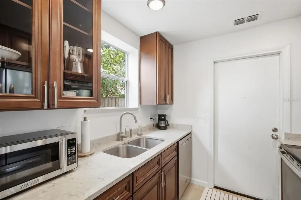 104 Chesapeake Avenue Tampa FL 33606