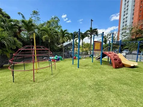 3013 Alejandrino Avenue Guaynabo PR 00969