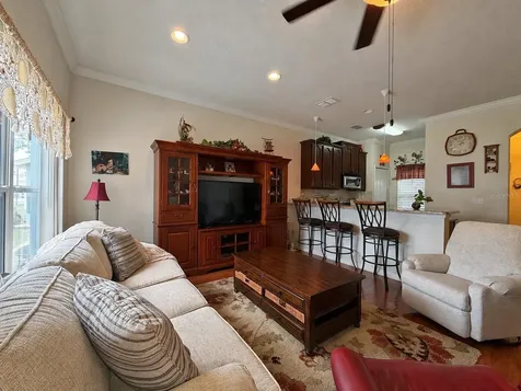 2016 Schuller Way Casselberry FL 32707