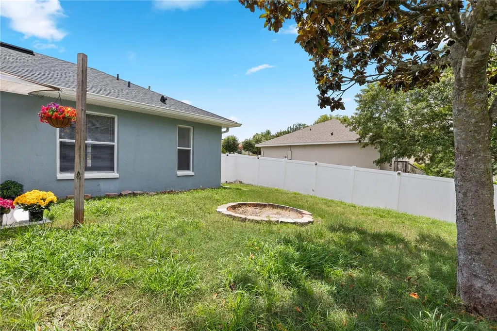 714 W 9th Street Deltona FL 32725