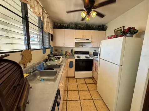 Cala De Hucares C-311 Naguabo PR 00718
