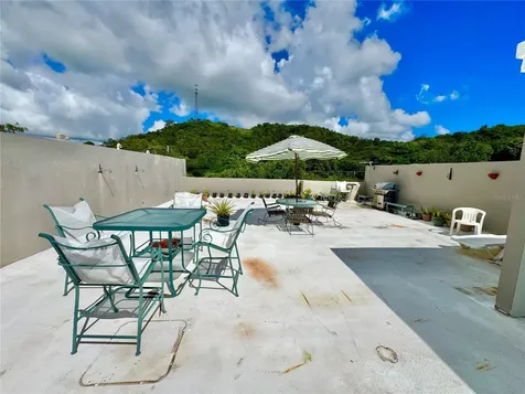 Cala De Hucares C-311 Naguabo PR 00718