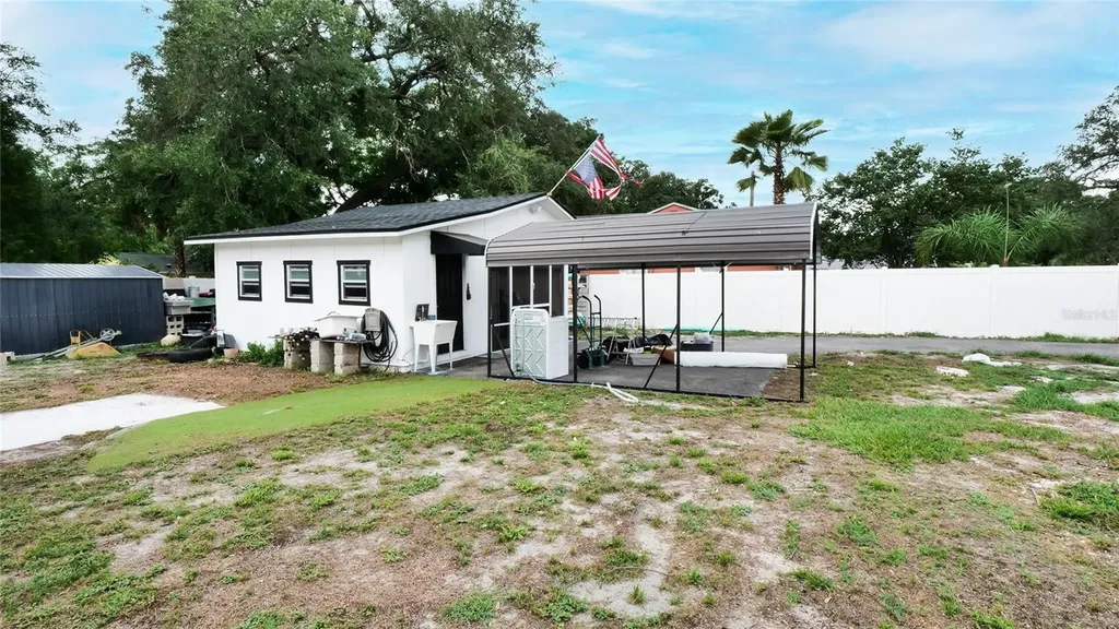 9708 Forest Hills Drive Tampa FL 33612