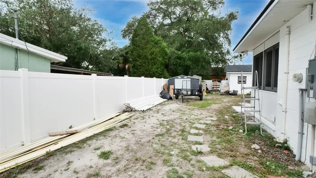 9708 Forest Hills Drive Tampa FL 33612