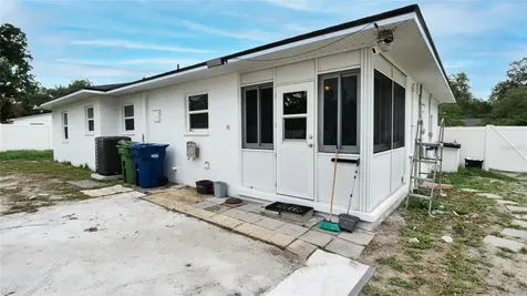 9708 Forest Hills Drive Tampa FL 33612
