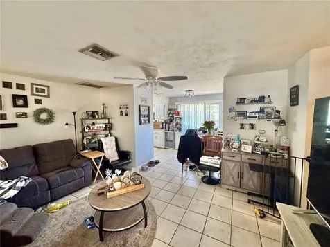1406 Pineapple Lane Clearwater FL 33759
