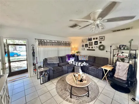 1406 Pineapple Lane Clearwater FL 33759