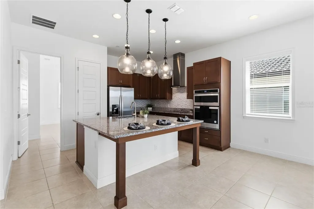 10096 Sunnifa Alley Orlando FL 32832
