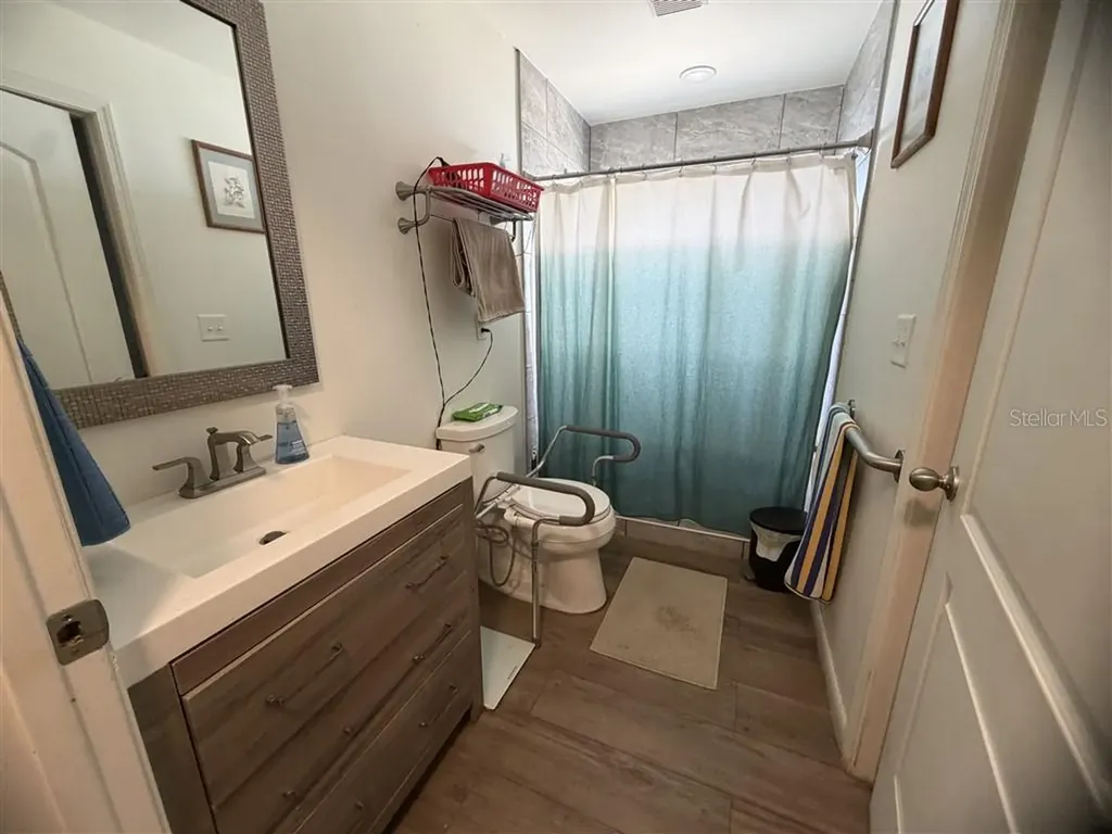 209 Palm Place Sanford FL 32773
