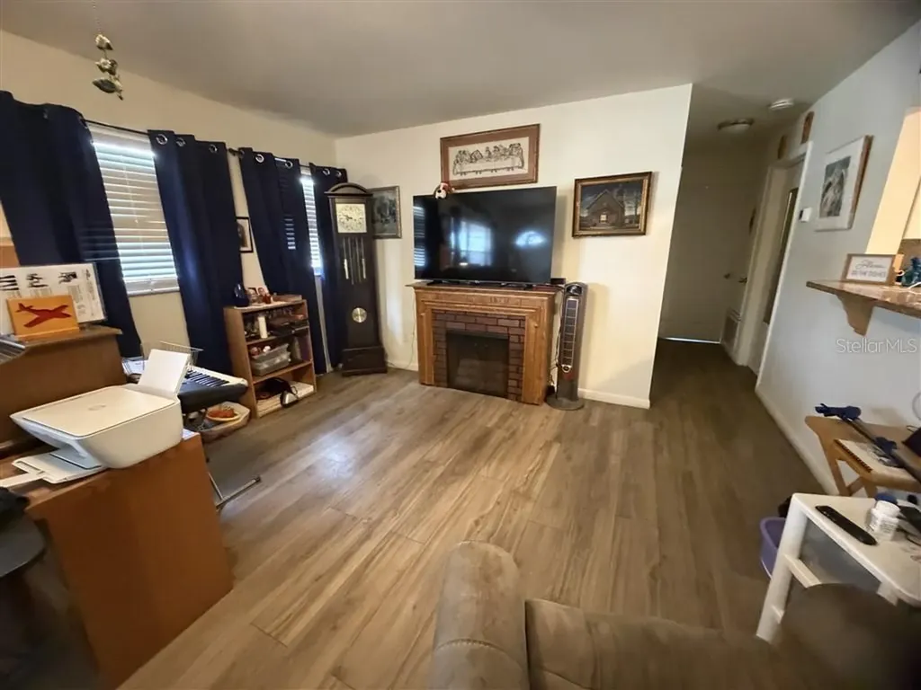 209 Palm Place Sanford FL 32773
